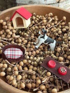 Doll House Miniatures Pet Dog Set with Red Roof Doghouse and Accessories